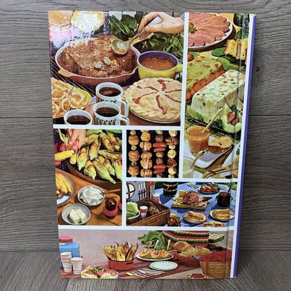 Better Homes and Gardens Cookbooks Lot of 2 Pies & Barbecues Vintage - Picture 7 of 9